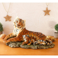 Статуэтка Тигрица с тигрёнком на отдыхе 39*22*21 см Гранд Презент СП320 цв